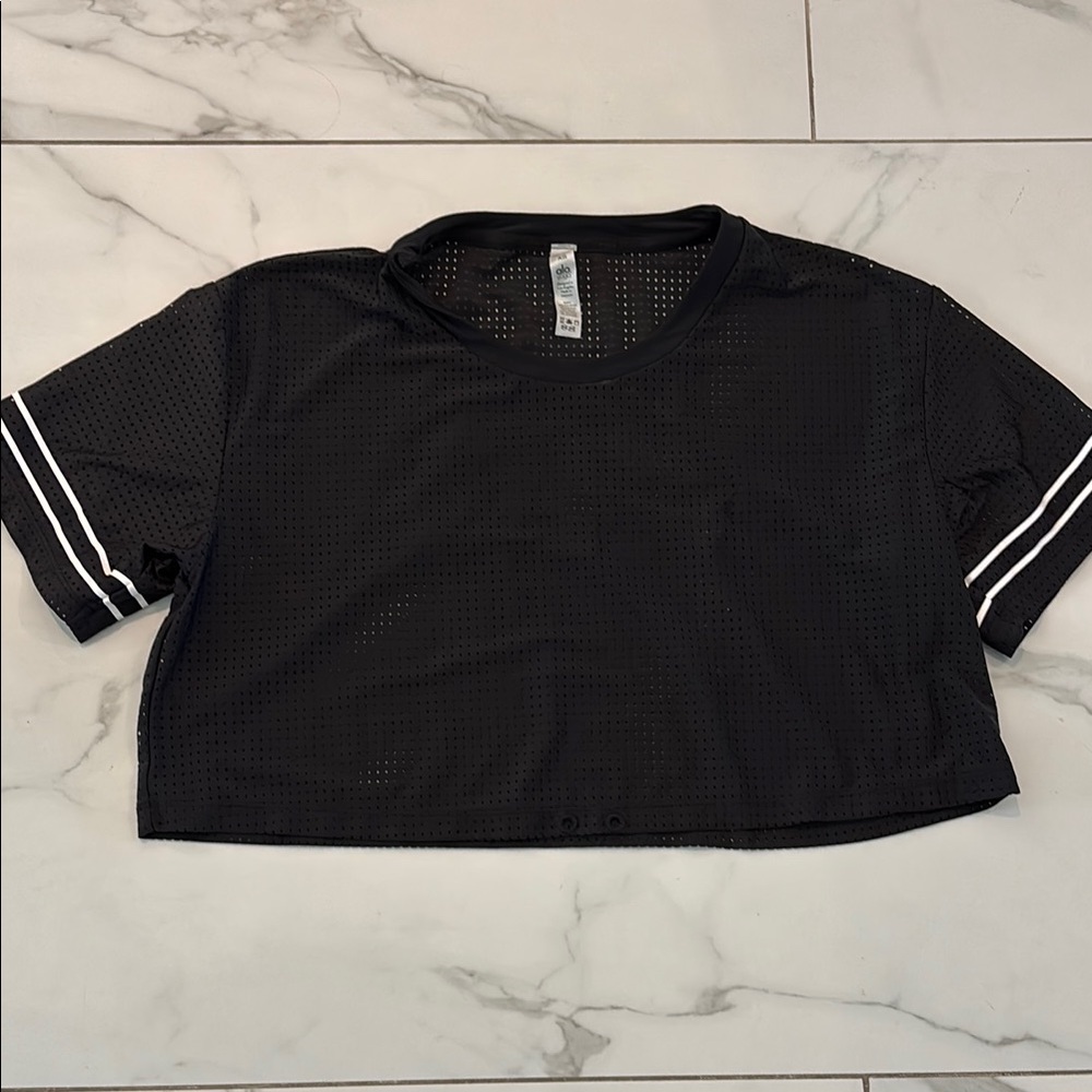 ALO Yoga Black and White Crop T-Shirt